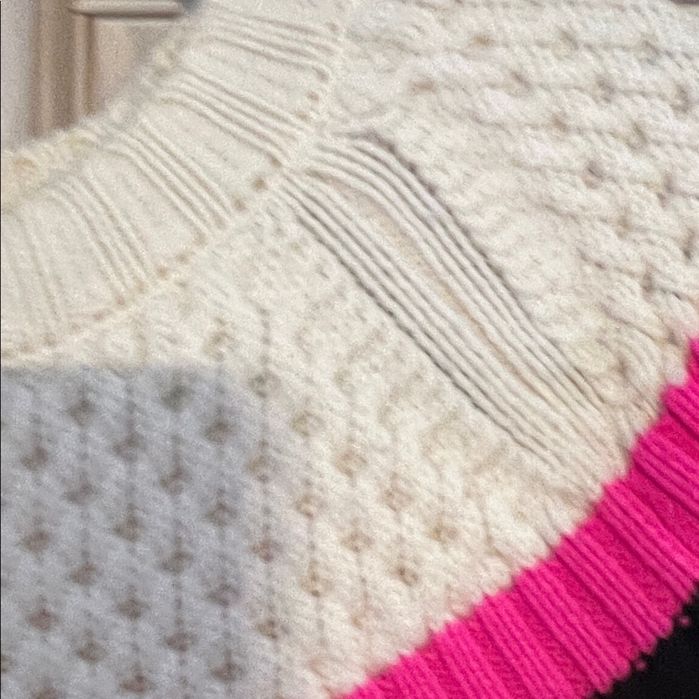 ๐๐ MILLY Small GUC Chevron Knit Sweater - Cream, Pink, and Red - Picture 8 of 13